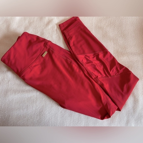 ALALA yoga / workout pants - Picture 1 of 4
